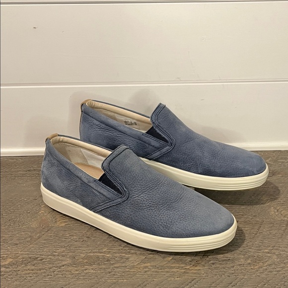 ecco Shoes - ECCO Womens Soft Classic Marine Nubuck Slip On Sneakers - EU 40 / US 9-9.5